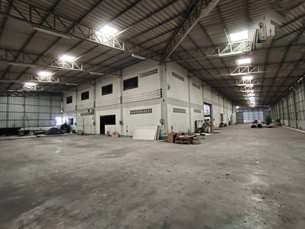 โกดัง ให้เช่าโรงงานสี่ม่วง 2,345ตร.ม. พระราม 2 อำเภอเมือง จังหวัดสมุทรสาคร เปย์หรือเท  ใกล้นิคมสมุทรสาคร โรงงาน-โกดังพร้อมใช้งาน