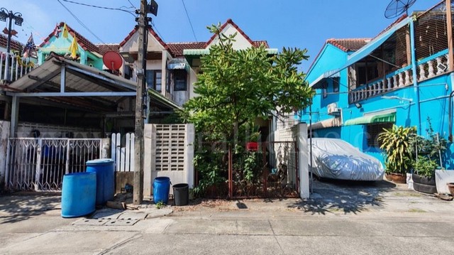 ทาวน์เฮ้าส์ ระเบียงทอง พหลโยธิน 52 หลังมุม ราคาถูกมาก