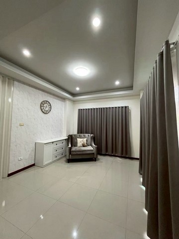 ขายอาคารพาณิชย์มือสอง    อำเภอเมืองเชียงใหม่  เชียงใหม่