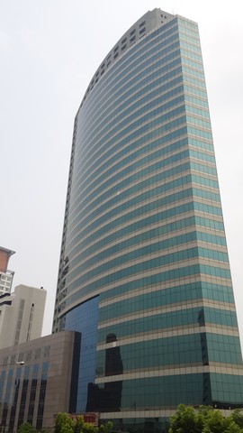 OFfice อาคารฟอรั่มทาวเวอร์ เดินทางง่าย