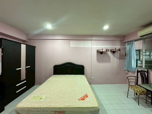 คอนโดริเวอร์ปาร์ค ตึก A ชั้น 4  ห้องขนาด 34.2 ตรม. ซ.พหลโยธิน72 ต.คูคต อ.ลำลูกกา จ.ปทุมธานี