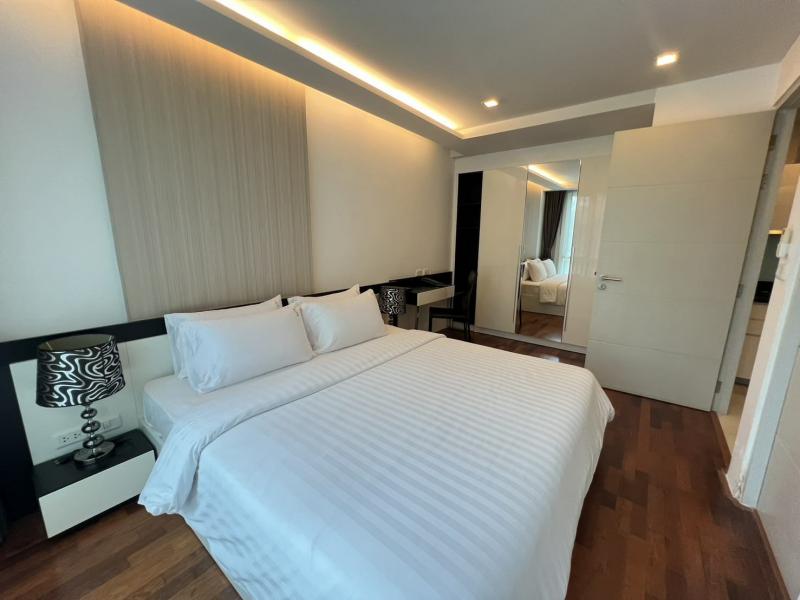 Beverly 33 Safe Convenient Peaceful 3rd Floor BTS Phrom Phong