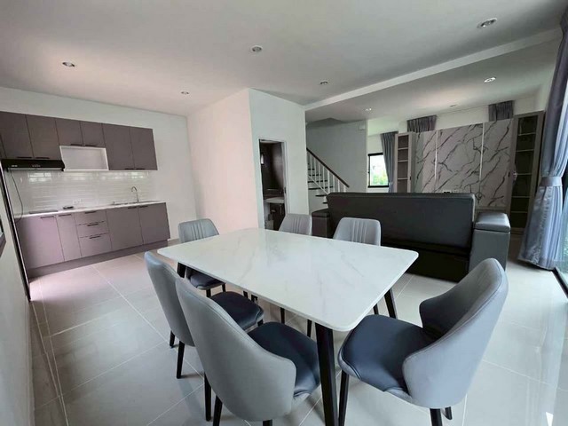 ให้เช่าบ้านเดี่ยวโครงการโคโม่ โบทานิก้า 2  ย่านบางนา  ใกล้ Mega Bangna และทางด่วน เดินทางสะดวก