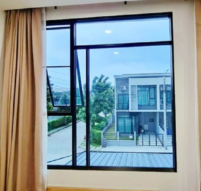 ให้เช่าทาวน์โฮมPleno พหลโยธิน 2 ชั้น หลังมุม 22 ตร.วา. BTS สายหยุด 2.4 กม.180 ตร.ม. รร.สารสาสน์วิเทศสายไหม 2.3 กม.