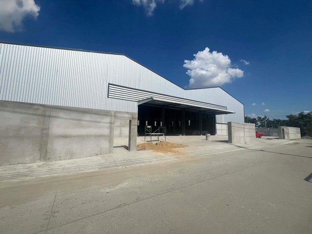 โกดังให้เช่าบางพลีสมุทรปราการ ให้เช่าโกดังพื้นที่ 2,520 ตารางเมตร พื้นที่สีเขียวเข้ม ห่างจากสนามบินสุวรรณภูมิ 24 กม.