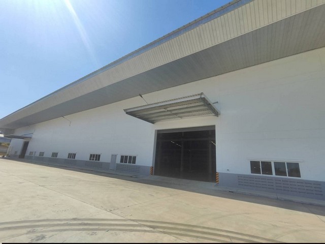 โรงงาน-โกดังให้เช่า ในอมตะซิตี้ ระยอง | ที่ดินสีม่วง พื้นที่โกดังรวม 4,000-4500 ตารางเมตร(โดยประมาณ)