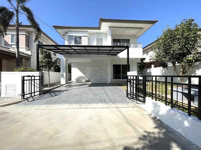 ให้เช่าบ้านเดี่ยว 2 ชั้น หลังมุม 60 ตร.วา 3 ห้องนอน สราญสิริ รามอินทรา2 ใกล้ซาฟารีเวิร์ล 