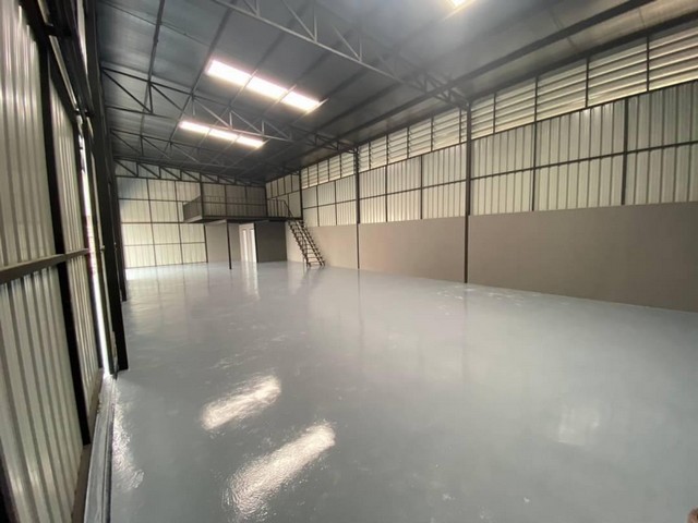 ให้เช่าโกดังเก็บสิ้นค้า 180 ตร.ม. ถนนโชคชัย 4 เขตลาดพร้าว ใกล้เซ็นทรัลอีสวิลล์