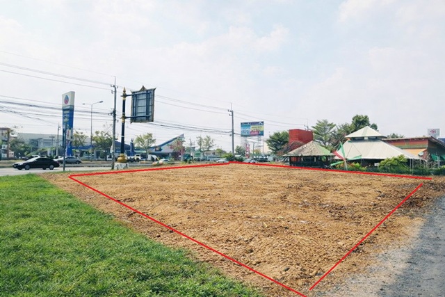 BTS ปากเกร็ด 4.9 กม.ชัยพฤกษ์ 1.9 กม. เดอะคริสตัล แม็คโคร ให้เช่าที่ดิน 2 ไร่ (800 ตร.วา.) ถนนชัยพฤกษ์ ทำเลศักยภาพสูง หน้ากว้างติดถนน