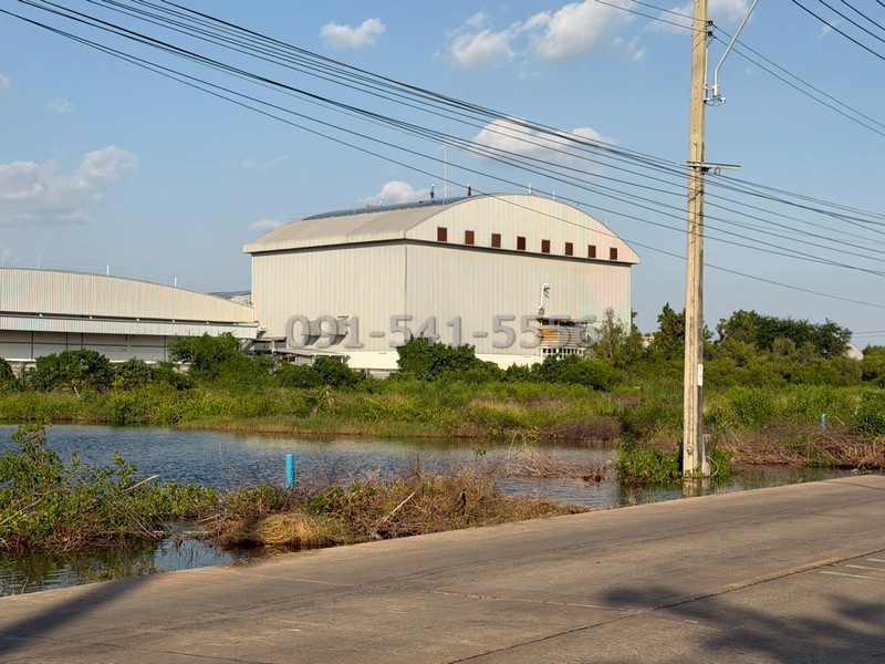 ขายที่ดินแปลงใหญ่ ประชาอุทิศ 90ที่ดินเปล่าแปลงใหญ่ 13-3-63 ไร่ | หน้ากว้าง ~170 เมตร | เหมาะทำโครงการ / นักลงทุนทำเลที่ตั้งที่ดินตั้งอยู่ ริมถนนประชาอุทิศ 90 โซน ประชาอุทิศ–ทุ่งครุเป็นทำเลที่กำลังเติบโต เหมาะสำหรับผู้ที่มองหา ที่ดินประชาอุทิศ เพื่อพัฒนาโครงการหรือถือครองระยะยาวถนนหน้าที่ดินเป็น ถนนสาธารณะกว้างประมาณ 10 เมตร รถเข้า–ออกสะดวก Google Maps:https://maps.app.goo.gl/3QFFFgGe66aRsDMKAราย