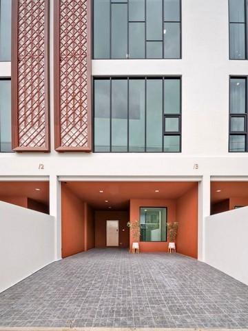 ขายโฮมออฟฟิศ 3.5 ชั้น 225 ตร.ม. ย่านนาคนิวาส ลาดพร้าว 71โชคชัย 4 ใกล้เซ็นทรัล อีสต์วิลล์