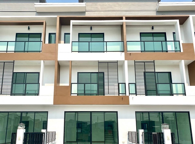 ราชพฤกษ์ ท่าอิฐ MRT บางรักน้อย ท่าอิฐ 2 กม.ให้เช่าโฮมออฟฟิศ 3ชั้น 4นอน 23ตร.ว. 280ตร.ม. 