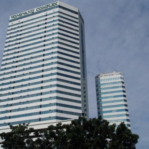  00045 FOR RENT OFFICE อาคารว่องวานิช 1 ห้องนอน 1 น้ำ 44000 BAHT. ไม่ไกลจาก - ราคา งามๆ