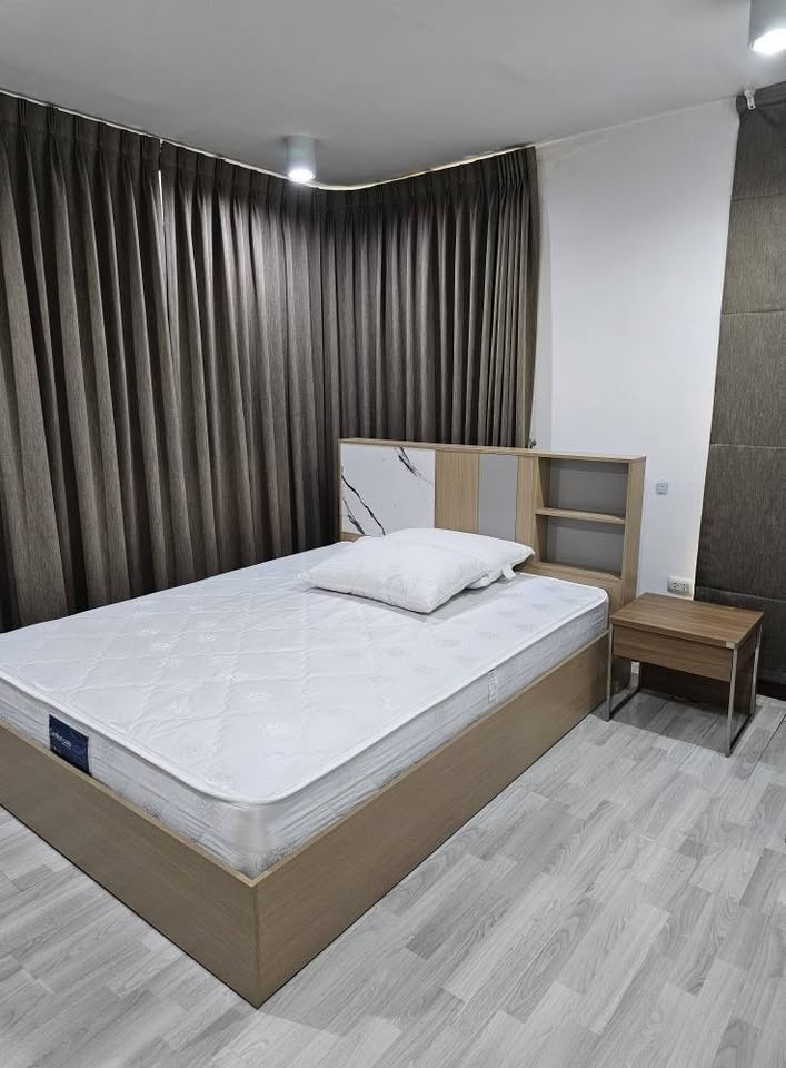 Bangkok Feliz Nice Clean Convenient 4th Floor BTS Phra Khanong