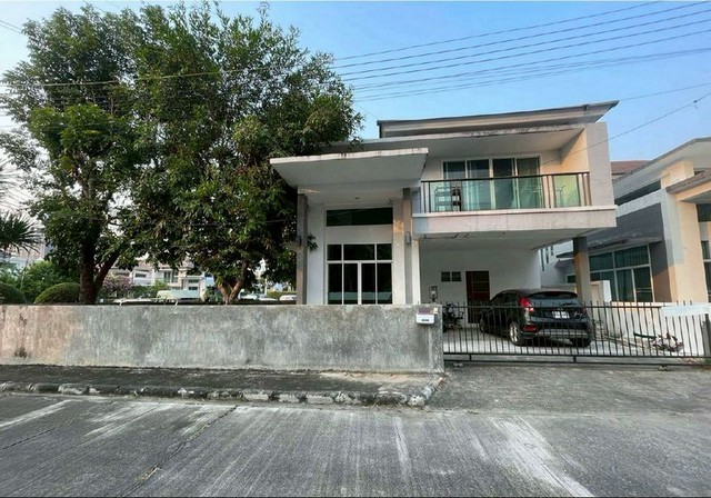 บ้านสวยพร้อมอยู่  ทำเลทอง โครงการ เดอะกรีนนารี่ ลอฟท์ ท่าศาลา 