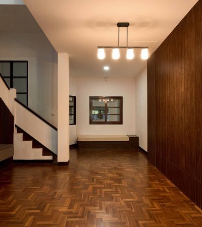 ทาวน์โฮม 4 ชั้น ต.ช้างเผือก รีโนเวทใหม่ บ้านใหม่ บิ้วท์อินสวย พื้นที่กว้างมาก อยู่สบาย เดินทางสะดวก