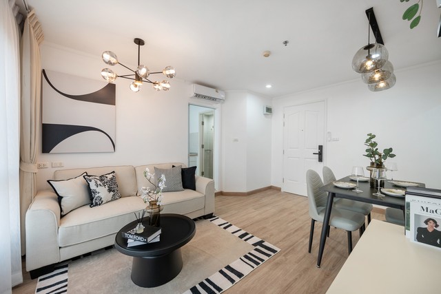 ขายขายถูกคอนโด ลุมพินี วิลล์ 45.84 ตร.ม.น่าอยู่มาก เป็นคอนโดใหม่ แต่งสวยมาก แถมเฟอร์ใหม่ทุกชิ้น ครบครัน พร้อมอยู่ แจ้งวัฒนะ เลียบคลองประปา ใกล้รถไฟฟ้าแยกปากเกร็ด แคราย,ห้างสรรพสินค้า เมเจอร์ ซีนีเพล็กซ์,ศูนย์ราชการ ปากเกร็ด นนทบุรีที่ตั้ง : ถ.แจ้งวัฒนะ- ปากเกร็ด ตำบลปากเกร็ด อำเภอปากเกร็ด จ.นนทบุรี 11120จุดเด่น: - พร้อมอยู่ แต่งสวย เหมาะเป็นที่อยู่อาศัย- ติดถนนห้า�