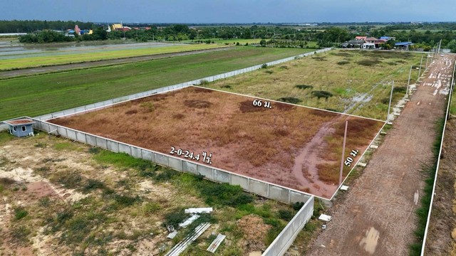 #พื้นที่สีม่วง #ที่ดินคลอง9 ลำลูกกา ปทุมธานี (ถมแล้วสวยสร้างโรงงานได้เลย)2ไร่ 24 ตร.ว ไร่ละ 6.5 ล้านบาทติดต่อคุณแอนโทร .098-798-9929  Line: inda99999ไลน์กดhttp://line.me/ti/p/~inda99999ที่ดินใกล้ทางออกมอเตอร์เวย์ (วงแหวนรอบนอก หรือ สาย 9) สามารถเข้า-ออกได้ง่าย ไปยังกรุงเทพฯ ชั้นใน, ปทุมธานี, สุวรรณภูมิ, ชลบุรี หรือภาคตะวันออกได้รวดเร็ว สะดวกมากสำหรับเดินทางเข้าเมือง หรือออกนอกเมือง เลี่ยงรถติดบนถนนพ