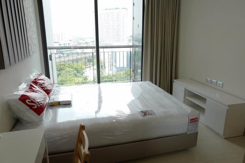 Rhythm Sukhumvit 42 Safe Comfortable Clean 9th Floor BTS Ekkamai
