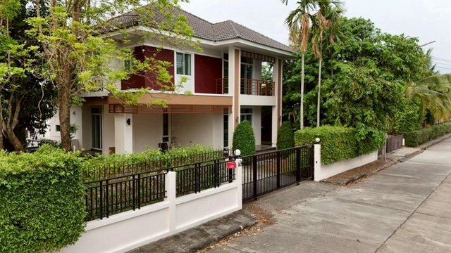 บ้านเดี่ยวสุดหรู หลังใหญ่ พร้อมอยู่ เดอะโฟร์ สันผีเสื้อ เชียงใหม่