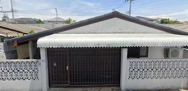 เปิดซิง!  บ้านใหม่  แอร์ใหม่ 3ตัว  50 ตรว. บางนา-ตราด49-55  200 ตรม. จอดรถ3คัน สนามบินสุวรรณภูมิ เมกาบางนา  โลตัสบางนา ขนาดใหญ่ เพียง 900ม. 