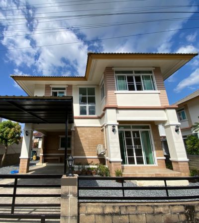 ให้เช่า 25,000 /เดือน*โครงการ PATIO – สันทรายบ้านเดี่ยว อบอุ่น เป็นส่วนตัว โครงการคุณภาพ พื้นที่ไม่เคยน้ำท่วม.• พื้นที่ใช้สอย 162 ตร.ม.• ขนาดที่ดิน 58 ตร.วา• 3 ห้องนอน | 3 ห้องน้ำ• ที่จอดรถมีหลังคา• บ้านโปร่ง อยู่สบาย เงียบสงบไม่รับสัตว์เลี้ยง.เฟอร์นิเจอร์ & เครื่องใช้ไฟฟ้าครบแอร์ 4 เครื่องทีวี Panasonic 44”โซฟาโต๊ะรับประทานอาหารตู้เย็นเครื่องทำน้ำอุ่น 2 เครื่องเตียงและที่นอนคร