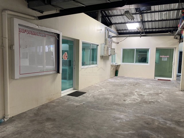 ให้เช่าสำนักงานพร้อมพื้นที่คลังสินค้า 1,200 ตรม. ซอยลาดพร้าว 60 ตรงข้ามโชคชัย 4 เดินทางสะดวก 