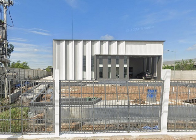 ตลาดบึงคำพร้อย 900 ม. ตลาดนานาเจริญ 2.6 กมใ ห้เช่าโกดังพื้นที่ 360 ตร.ม. 34,998 B-M. . มอเตอร์เวย์บางปะอิน บางนา 1.4 กม. ทำเลเลียบมอเตอร์เวย์ฝั่งตะวันตก ลำลูกกา ตลาดบึงคำพร้อย 900 ม. เหมาะสำหรับคลังสินค้า โรงงานขนาดย่อม หรือธุรกิจโลจิสติกส์ พื้นที่กว้าง ใช้งานอเนกประสงค์  รองรับการประกอบธุรกิจ ใกล้นิคมอุตสาหกรรมบางกะดี 4.8 กม.เดินทางสะดวก เชื่อมต่อถนนหลัก BTS คูคต 4.9 กม.Bueng Kham Phroi Market 900 m. N