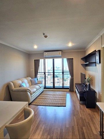 ให้เช่า คอนโด ลุมพินี เพลส นราธิวาส-เจ้าพระยา Lumpini Place Narathiwae-Chaopraya 68 ตรม. ชั้น 24 ห้องมุม จะเห็นวิวแม่น้ำเจ้าพระยาทั้ง 2 ฝั่งคอนโด ทำเลสวย ติดแม่น้ำทั้ง 2 ฝั่งพื้นที่ 68 ตรม. คอนโดสูง 29 ชั้น อยู่ชั้น 24 ตึก Aมี 2 ห้องนอน 2 ห้องน้ำ แบ่งเป็น 3 ส่วน (ห้องรับแขก, ห้องครัว, ห้องนอนใหญ่)ห้องครัวแยกส่วน ห้องรับแขก พร้อมโต๊ะทานข้าว ที่ตั้ง: ถนนพระราม 3 (ริมแม่น้ำเจ้าพระยา) แขวงช่องนนทรี เขตยา�