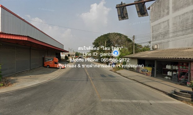 DSL-802สนใจติดต่อ: โดม รัชดา (Exclusive Contract)โทร: 065-586-9872ไลน์ไอดี: 0655869872 หรือ giantmw หรือ @yem0202nFacebook: https://bit.ly/3vdegO8Fanpage: https://bit.ly/488TrlD.ขายโรงงานขนาดเล็ก (มี ใบ อ.ย.) พร้อมสำนักงาน 2 ชั้น และห้องพักพนักงาน 300 ตร.ว. อ.ไทรน้อย จ.นนทบุรี ราคา 15 ล้านบาท .รายละเอียดทรัพย์: 1. ขายโรงงานขนาดเล็ก (Mini-Factory) มีใบอนุญาตประกอบกิจการประเภทอาหาร (อ.ย.) พร้อมสำนักงาน 2 ชั้น และห้องพัก 7 ห้อง (ประมาณ 200 ตร.ม.)2. โฉนด น.ส.4 จ. เนื้อที่ 300 ตร.ว. โรงงา�