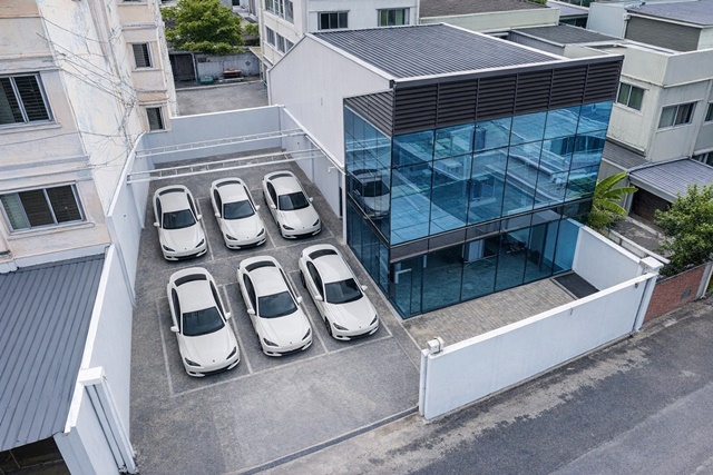 อุดมสุข 1.6 กม BTSบางนา1กม..เช่าที่อาคารออฟฟิศ 4ชั้น และโกดังขนาดเล็ก  5นอน 5น้ำ  . สำนักงานเขตบางนา 770ม. 