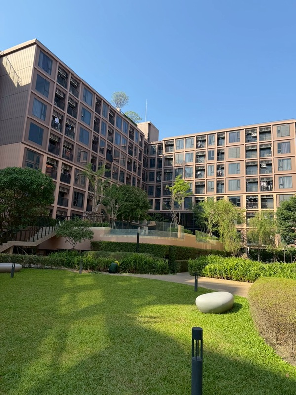  คอนโดใกล้ ม.เกษตร ราคาโดน!อยู่เองก็คุ้ม ปล่อยเช่าก็ดีห้องสวย เฟอร์ครบ ทำเลทอง ดีมานด์เช่าสูงวันเดอร์ เกษตร (Oneder Kaset)ใกล้มหาวิทยาลัยเกษตรศาสตร์ เดินทางสะดวก เชื่อมงามวงศ์วาน–วิภาวดี ใกล้แหล่งงานและไลฟ์สไตล์ครบ• แบบ : 1 ห้องนอน 1 ห้องน้ำ• ขนาด : 29.00 ตร.ม.• ชั้น :  ชั้น 8• อาคาร : อาคาร B• เฟอร์นิเจอร์ : ครบ พร้อมเข้าอยู่เครื่องใช้ไฟฟ้า• เครื่องปรับอากาศ• TV• ตู้เย็น• เครื่อ