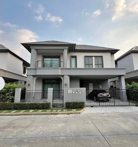  ให้เช่า บ้านเดี่ยว บางกอก บูเลอวาร์ด ติวานนท์–รังสิต ใกล้เมืองทองธานี N6118 ให้เช่า บ้านเดี่ยว บางกอก บูเลอวาร์ด ติวานนท์–รังสิต ใกล้เมืองทองธานี บ้านใหม่มาก สภาพดี พร้อมเข้าอยู่ทันที  • 4 ห้องนอน • 4 ห้องน้ำ • พื้นที่ใช้สอย 230 ตร.ม. • จอดรถได้หลายคัน • ราคาค่าเช่า 60,000 บาท/เดือน (ต่อรองได้)  ทำเลดีมาก ใกล้ห้างและจุดสำคัญ • เดอะไนน์ เซ็นเตอร์ ติวานนท์ • โลตัส ติวานนท์ • โ