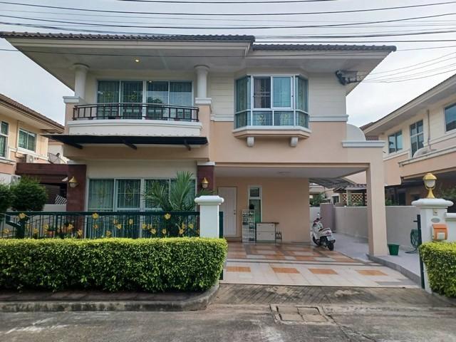 ให้เช่าบ้านเดี่ยว 2 ชั้น หมู่บ้านศุภาลัยวิลล์ ซอยแบริ่ง 58 ย่านศรีด่าน 3 หน้าหมู่บ้านมีร้านสะดวกซื้อ ใกล้รถไฟฟ้าศรีแบริ่งราคาเช่า 30,000 บาท / เดือน ( สัญญาขั้นต่ำ 1 ปี ประกัน 2 เดือน ล่วงหน้า 1 เดือน )ที่ตั้ง ถนนแบริ่ง 107 ตำบลสำโรงเหนือ อำเภอเมืองสมุทรปราการ สมุทรปราการ 10270ติดต่อ : คุณภัสพงณ์ 0634098164Line : binkem22https://www.facebook.com/profile.php?id=61581484955548เนื้อที่ 50 ตารางวา พื้นที่ใช้สอย 175 ตารางเมตร จำนวน 2 ช