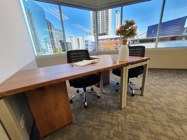 ขาย 2.47 ล้านบาท* ดี คอนโด รินติดเซ็นทรัลเฟสติวัล เชียงใหม่มีทางเข้าเดินเข้าห้าง ติดถนนซุปเปอร์ และ 7 Eleven .พื้นที่ 33 ตรม. / ชั้น 3 1 ห้องนอน1 ห้องน้ำ โซนครัว โซนนั่งเล่น ระเบียงบิ้วอิน เฟอร์นิเจอร์ครบ.เฟอร์นิเจอร์ครบชุดพร้อมชุดครัวบิ้วอินตู้เก็บของบิ้วอินตู้เสื้อผ้าบิ้วอินโซฟา 2 ที่นั่งเตียงพร้อมฟูก ขนาด 5 ฟุตเครื่องปรับอากาศ 12,000 บีทียู 2ตัวสมาร์ททีวี 43 นิ้ว 2 เครื่อง�