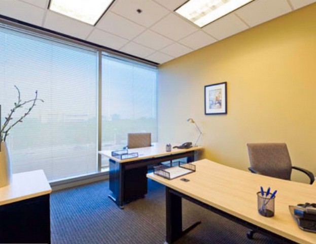 ออฟฟิศตกแต่งพร้อมใช้ บางนา อาคารบางนาทาวเวอร์ มีพนักงาน 1 ท่านขึ้นไป บางแก้ว บางพลี สมุทรปราการ ใกล้ทางด่วน โทร 025125909,  084-543-4833 ดูข้อมูลอาคารอื่นที่ www.irentoffice.com ยินดีรับฝากขาย-เช่าสำนักงาน*มีบริการออฟฟิศเสมือน (Virtual Office) ให้ใช้ชื่อ-ที่อยู่เพื่อจดทะเบียนบริษัท*- รองรับพนักงานตั้งแต่ 1 ท่านขึ้นไป ราคาค่าเช่าประมาณ 7,000 บาทขึ้นไป- มีอุปกรณ์สำนักงานครบทั้งโต๊ะ เก้าอี้ ตู้เก็บ