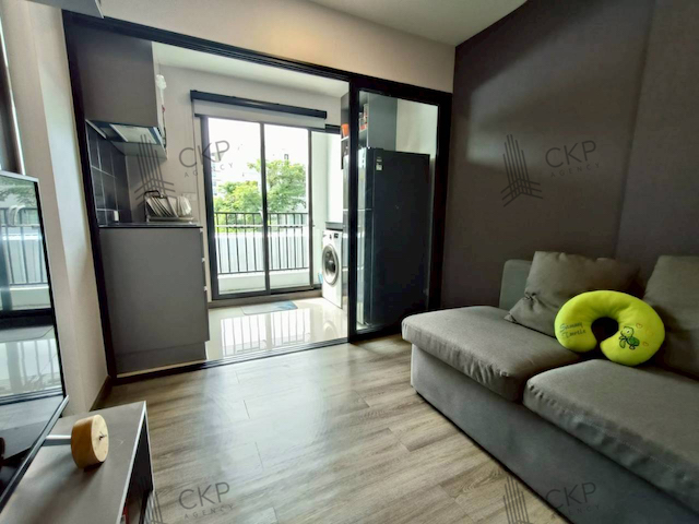 ขาย คอนโด กาลิเลโอ รัชดา32 ใกล้MRTลาดพร้าว เดินทางสะดวก ใกล้เซเว่นและแหล่งของกินของใช้ แขวงจันทรเกษม เขตจตุจักร กรุงเทพฯ ติดต่อสอบถามได้ค่ะรายละเอียด (Description)- ขนาด 27.5 ตร.ม.- อยู่ชั้นที่ 3- 1 ห้องนอน 1 ห้องน้ำ- เครื่องปรับอากาศ 2 เครื่อง- ที่จอดรถ 1 คันการเดินทาง- ถนนลาดพร้างวังหิน  500 เมตร- ถนนรัชดาภิเษก  1.4 กิโลเมตร- ถนนเสนานิคม  2 กิโลเมตร- ถนนลาดพร้าว  2.5 กิโลเมตร- MRT ลาดพร้าว  2.7 ก�