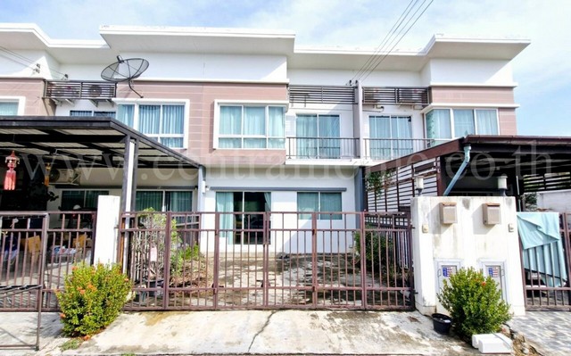 รหัสทรัพย์&nbsp; 6011ทาวน์โฮม ศุภาลัย วิลล์ รังสิต คลอง 2 ถูกสุดในโครงการที่ตั้ง:&nbsp;ถนนรังสิต - นครนายก&nbsp;เลียบคลองสอง&nbsp;ตำบลประชาธิปัตย์ อำเภอธัญบุรี ปทุมธานีรายละเอียด- ทาวน์โฮม ขนาดที่ดิน 21.8 ตร.ว.&nbsp;พื้นที่ใช้สอย 130 ตร.ม.- 3 ห้องนอน 2 ห้องน้ำ 1 ห้องรับแขก&nbsp; 2&nbsp;ที่จอดรถ&nbsp;&nbsp;- หน้าบ้านทิศตะวันออก-&nbsp;รายล้อมด้วยด้วยสิ่งอำนวยความสะดวกครบครัน&nbsp; อาทิ ฟิวเจอร์พาร์ค รังสิต&nbsp;มหาว�