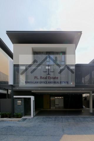 ให้เช่าบ้านเดี่ยว 3 ชั้น โครงการ The Urban Reserve Rama 9-Motorway พร้อมสระส่วนตัว มีลิฟท์ Fully Furnished ย่านกรุงเทพกรีฑาพัฒนาการ พระราม 9-มอเตอร์เวย์ ใกล้ ARL หัวหมาก MRT หัวหมาก สนามบินสุวรรณภูมิราคาเช่า 280,000 บาท / เดือน ( สัญญาขั้นต่ำ 2 ปี ประกัน 3 เดือน ล่วงหน้า 1 เดือน )ที่ตั้ง ถนนพัฒนาการ แขวงสวนหลวง เขตสวนหลวง กรุงเทพมหานคร 10250ติดต่อ : คุณภัสพงณ์ 0634098164Line : binkem22https://www.facebook.com/profile.php?id=61581484955548เนื้อที่ 80 ตารางวา พื้น