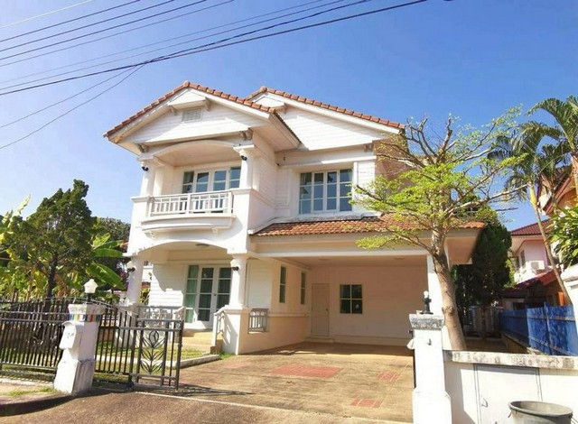 ขายเพียง 3.5 ล้าน 71 ตรว. – #สีวลี1 #แลนด์แอนด์เฮ้าส์ #แม่โจ้ บ้านเดี่ยว 2 ชั้น เนื้อที่กว้างขวาง #ใกล้ม.แม่โจ้ เข้าเมืองง่าย เดินทางสะดวกสบายเนื้อที่ 71 ตร.ว. | พื้นที่ใช้สอย 222 ตร.ม.3 ห้องนอน3 ห้องน้ำ1 ห้องครัว1 ห้องรับแขก1 ห้องรับประทานอาหารจอดรถในร่ม 2 คันสนามหน้าบ้านแอร์ 3 เครื่องปรับราคาลง จาก 3.99 ลบ → เหลือเพียง 3.5 ลบ เท่านั้น!ทำเลดี ใกล้สิ่งอำนวยความสะดวกใกล้ตลาดมีโชค, โลต