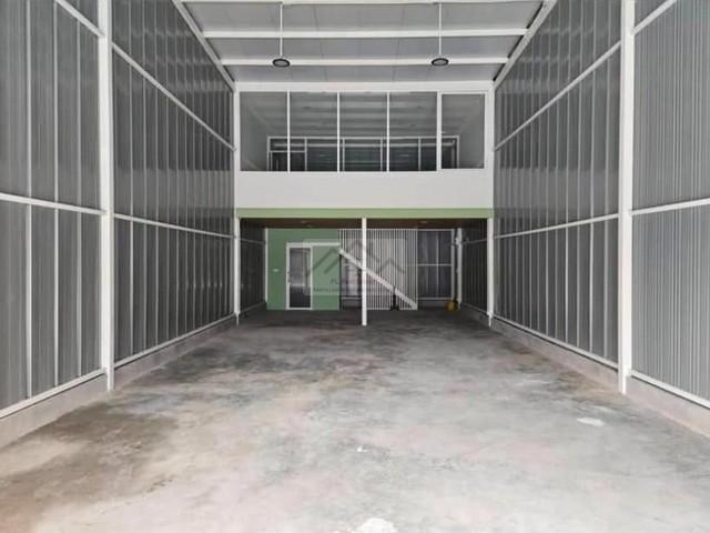 ให้เช่าโกดังพร้อมออฟฟิศ 117 ตรม.ย่านอ่อนนุช ศรีนครินทร์พัฒนาการตัดใหม่ลาดกระบังติดถนนอ่อนนุช70ใกล้MRTศรีนุช จดทะเบียนบริษัทได้ สามารถทำ cafe,studio,สำนักงานคลังสินค้าติดถนนใหญ่อ่อนนุชราคาเช่า 37,000 บาท / เดือน ( สัญญาขั้นต่ำ 3 ปี ประกัน 2 เดือน ล่วงหน้า 1 เดือน ) ( สามารถต่อสัญญาได้อีกครั้งละ 3 ปี )ที่ตั้ง ถนนอ่อนนุช ซอยอ่อนนุช 70 แขวงประเวศ เขตประเวศ กรุงเทพมหานครติดต่อ : คุณภั