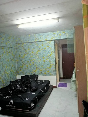 งบไม่ถึง 6 แสน แต่กำไรต่อปีมากกว่า 6%!!! ขายคอนโด โครงการ พิบูลย์คอนโดวิลล์ (Pibul Condo Ville) ขายพร้อมผู้เช่า มีรายได้ทันที ไม่ต้องหาผู้เช่าใหม่ เหมาะสำหรับคนอยากเริ่มต้นลงทุน! .ขายคอนโดห้องสตูดิโอ ขนาด 22.5 ตร.ม. ชั้น 5 อาคาร 2 ถูกกว่ารถยนต์ แต่เป็นทรัพย์สินที่สร้างกำไรให้ทุกปี .รายละเอียดห้อง- โครงการ: พิบูลย์คอนโดวิลล์- ขนาด: 22.5 ตร.ม.- รูปแบบ: ห้องสตูดิโอ- ชั้น: 5- อาคาร: 2- สถานะ: ขา�