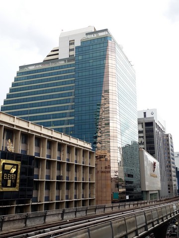 เช่าออฟฟิศสีลม บางรัก อาคารลิเบอร์ตี้ สแควร์ ขนาด 100  ตรม.ขึ้นไป สีลม เขตบางรักรถไฟฟ้า BTS สถานีศาลาแดง O2,512,59O9,  O84,543,4833ดูข้อมูลเพิ่มที่  www.irentoffice.com ยินดีรับฝากขาย-ให้เช่าสำนักงานค่าประกันการเช่า    3    เดือนค่าเช่าล่วงหน้า      1    เดือนสัญญาการเช่าสำนักงาน3ปีขนาดพื้นที่ออฟฟิศให้เช่า 100 ตารางเมตรขึ้นไปขนาดพื้นที่ และค่าใช้จ่ายต่างๆ อาจมีการปรับเปลี่ยนกรุณาโทรสอบถามเพื่อย�