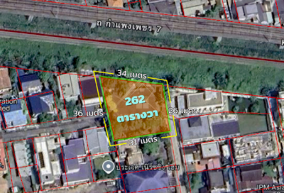 BHL1193ที่ดิน 262 ตารางวา พร้อมสิ่งปลูกสร้าง พัฒนาการ 39ที่ตั้ง : ถ.พัฒนาการ 39 แยก 1 แขวงสวนหลวง (พระโขนงฝั่งเหนือ) เขตพระโขนง  กรุงเทพรายละเอียด  - เนื้อที่ 262 ตร.ว. - กว้าง 36 เมตร ลึก 34 เมตร- พร้อมห้องเช่าและห้องน้ำในตัวจำนวน 12 ห้อง- เหมาะกับการสร้างที่อยู่อาศัย  ออฟฟิส สำนักงาน หรืออพาร์ทเม้นท์- ผังเมืองสี ส้ม สถานที่ใกล้เคียง - ใกล้ แอร์พอร์ตลิงค์ ( Airport link )  หัวหมาก- ใกล้โลตัสพัฒ�