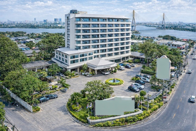 ตลาดต้นสัก สนามบินน้ำ นนทบุรี  ตลาดนกฮูก โรงแรมมาตรฐาน 4–5 ดาว 161 ห้องนอน 161 ห้องน้ำ  ทำเลศูนย์กลางเมืองนนทบุรี ใกล้แหล่งราชการและย่านธุรกิจ ภายในรัศมี 1 กม.2 ขนาดที่ดิน 2 ไร่ 1 งาน 4 ตร.ว. พื้นที่ใช้สอยรวม 9,002 ตร.ม. เหมาะลงทุนซื้อหรือเช่าดำเนินกิจการทันที 2.99-4 ล้านบาทต่อเดือน TonSak Market SanamBinNam Owl Market Luxury 4–5 Star Hotel 161Bed 161Bath  in Central Nonthaburi Prime Location Near Government Offices and Business District Within 1Kilometer Land Size 2Rai 1Ngan 4Sq.Wa Total Usable Area 9,002 Sq.m Ideal for Lease 2.99-4Million Bah