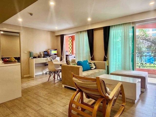 AOM 2452ขาย คอนโด Seven Seas Condo Jomtien (เซเว่นซีส์ คอนโด จอมเทียน)73 ตรม 2 นอน 2 น้ำ ชั้น 2 วิวสวน 5 นาทีถึงหาดจอมเทียน เหมาะอยู่อาศัยอาศัยและปล่อยเช่า   โครงการ Seven Seas Condo Jomtien (เซเว่นซีส์ คอนโด จอมเทียน) ตำบลหนองปรือ บางละมุง,ชลบุรี  2  ห้องนอน   2   ห้องน้ำ   ใช้สอย   73.00 ตร.ม.ราคา 4,600,000รายละเอียด- พื้นที่ 73 ตร.ม.- 2 ห้องนอน 2 ห้องน้ำ- ชั้นที่ 2 (อาคารสูง 8 ชั้น)- วิวสวน- รูปแบบโครงการ Low Rise สไตล์รีสอร์ทราคา 4.6 ล้านบา