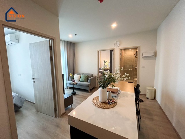 ขาย NUE District R9 คอนโด Rama 9 – Ratchadaห้องใหญ่ ราคาดี ทำเลลงทุนคุ้มสุดๆ @ NUE District R9ใกล้ MRT พระราม 9 เพียง 180 เมตรใจกลาง New CBD พระราม 9 ล้อมรอบด้วยแหล่งงาน แหล่งช้อป และไลฟ์สไตล์ครบรายละเอียดห้องขนาด 42 ตร.ม.2 ห้องนอน 1 ห้องน้ำชั้นสูง (ชั้น 23) วิวสวย โล่ง โปร่งเฟอร์นิเจอร์ครบ พร้อมเข้าอยู่ทำเลที่รายล้อมด้วยสิ่งอำนวยความสะดวกCentral พระราม 9, ฟอร์จูนทาวน์, โลตัส ฟอร์จูนSingha Complex, ตลาดรวมทรัพย์, ตึกแกร�