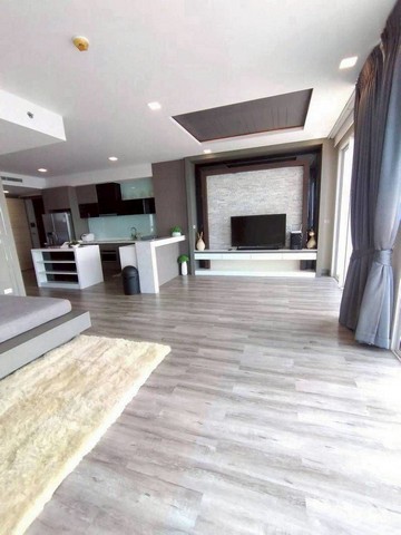 TEL : 092-288 9359 คุณดนิตาLine : https://line.me/ti/p/yxo92dHWP1รายละเอียด : เนื้อที่ขนาด 129.82 ตรม. ชั้น 15  3 ห้องนอน 3 ห้องน้ำ ระเบียงกว้าง  ห้องนั่งเล่น ห้องครัว  เฟอร์นิเจอร์ครบ สิ่งอำนวยความสะดวก : - ที่จอดรถ - ฟิตเนส - สระว่ายน้ำ - ซาวน่า - การรักษาความปลอดภัย 24 ชั่วโมง สถานที่ใกล้เคียง :- ชายหาดจอมเทียน- ตลาดน้ำ 4 ภาค- โรงละครอลังการ- Under Water World พัทยา- Outlet Malค่าโอนและภาษี 50/50F-A3 