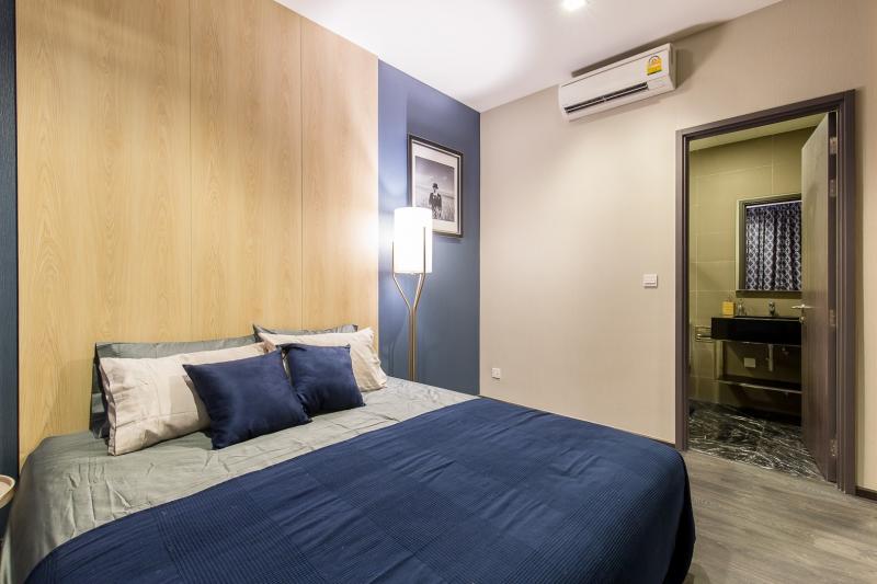 Edge Sukhumvit 23 Comfortable clean private 30th floor BTS Asoke