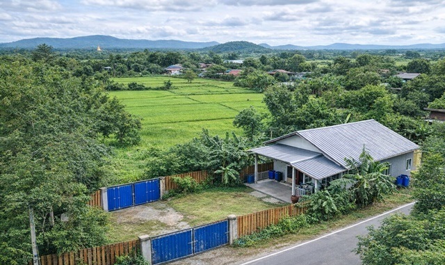 วัดหนองกระทุ่ม 2กม. PTT ปตท.เขาบางแกรก4กม. บ้านสวนชั้นเดียว 2นอน 3 น้ำ ทำเลหนองฉาง 